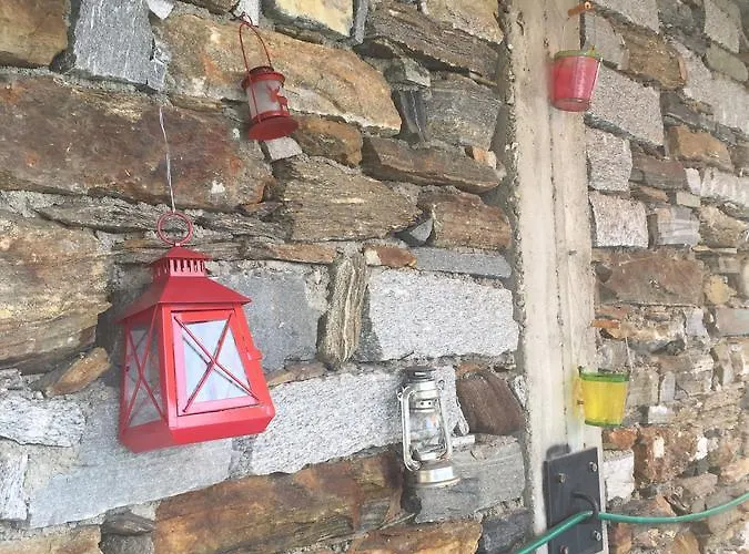 Casa San Martino * 론코 소프라 아스코나